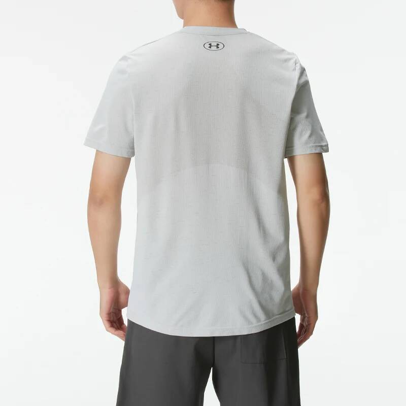 Under Armour Men Slim Fit Mesh - Undershirt Crew Neck 评论和价格